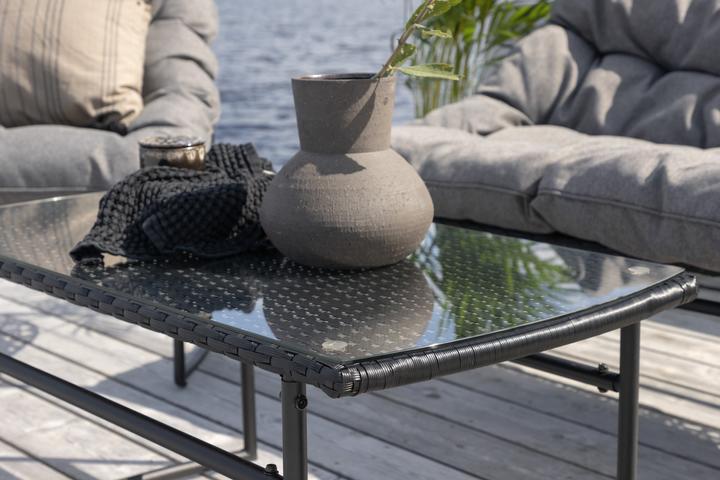 Actual product image Venture Home Tina