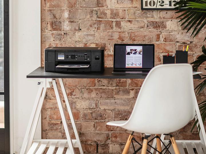 Actual product image Brother Product set 1 x DCP-J1050DW printer + 1 x LC-421 XL Value Pack ink (Ink, Colour)