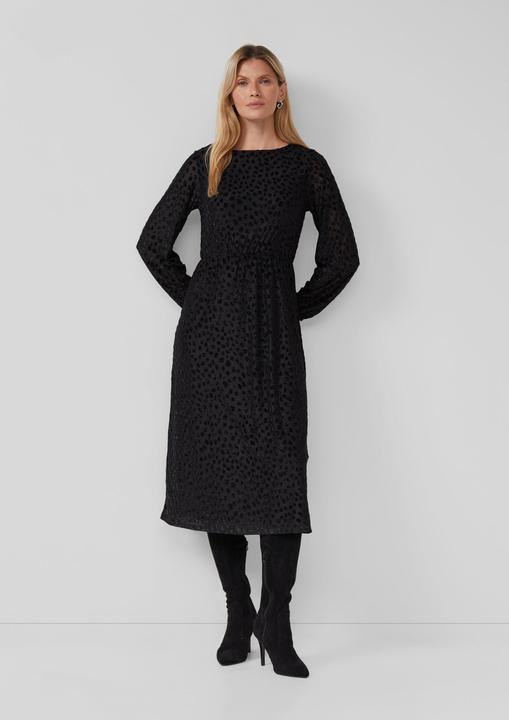 Image du produit s.Oliver Kleid Midi-Samtkleid mit U-Boot-Ausschnitt (34)