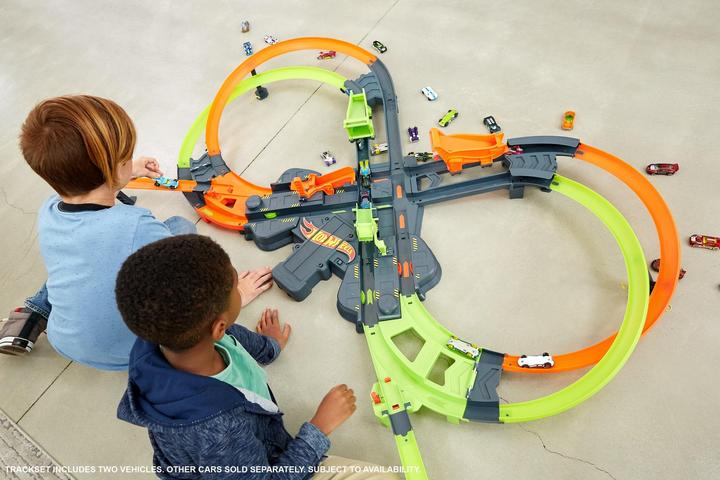 Immagine prodotto Hot Wheels super-mega crash