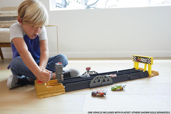 Produktbild Disney Cars Xtreme Racing Serie Dragster-Rennen Spielset