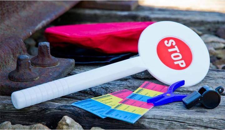 Produktbild The Toy Company Zugkontrolleur Spielset 5-teilig