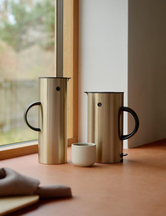 Actual product image Stelton EM 77 vacuum jug 1l brushed brass (900-8) (1 l)