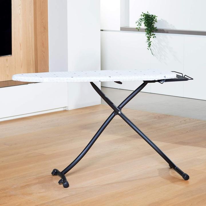 Actual product image Taurus Argenta Elegance complete ironing board