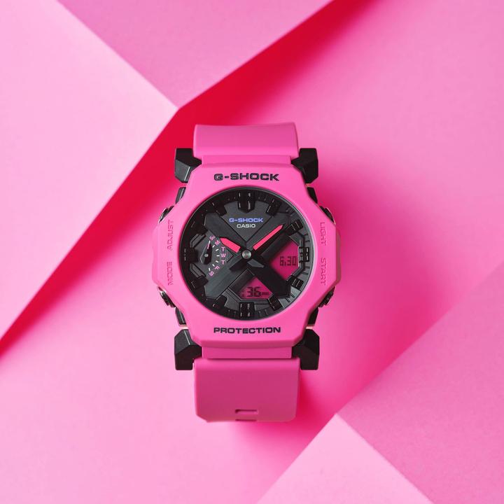 Produktbild Casio GA-2300-4AER (Sportuhr)