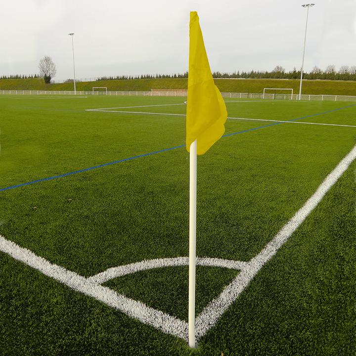 Produktbild Sporti Set aus 4 starren Eckpfosten mit 4 Wimpeln