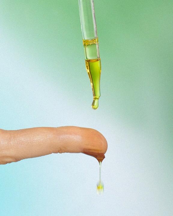 Immagine prodotto Neighbourhood Botanicals Olio siero Simmer Down (30 ml)