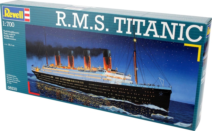 Actual product image Revell R.M.S. Titanic