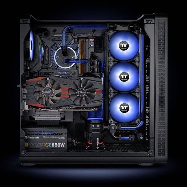Actual product image Thermaltake Case fan Pure A14 LED Blue / 1 Pack (140 mm, 1 x)