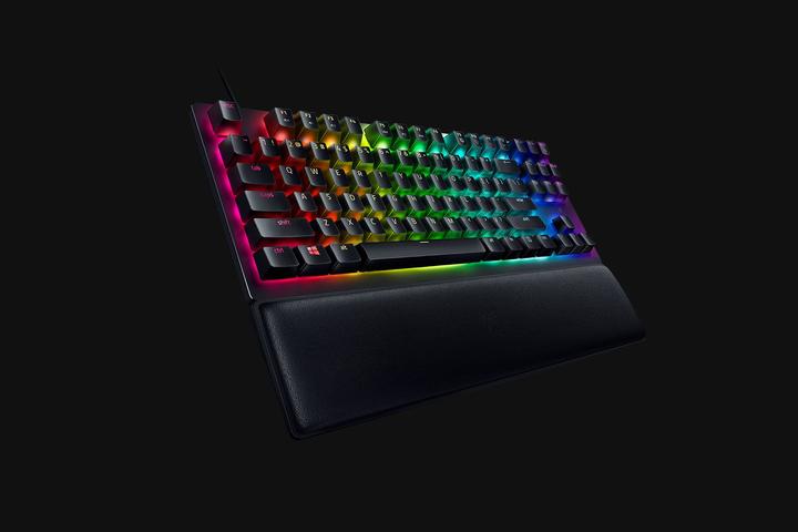 Actual product image Razer Huntsman V2 (Germany, Cable)