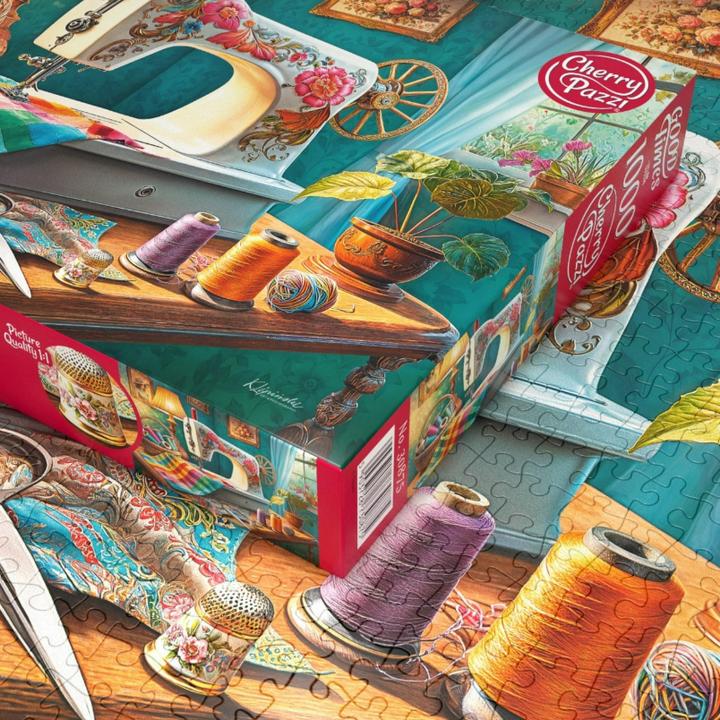 Actual product image Cherry Pazzi Puzzle 1000 pieces - My Sewing Corner (1000 pieces)