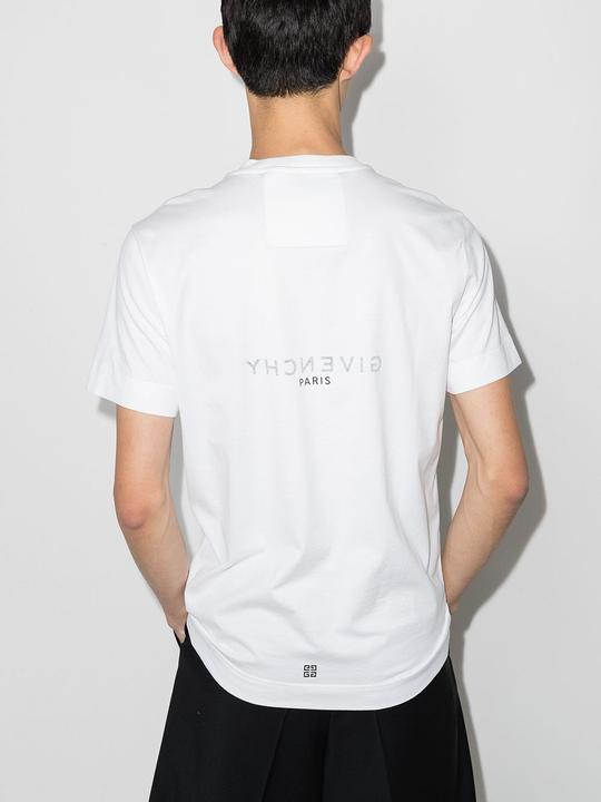 Actual product image Givenchy T-shirt (L)