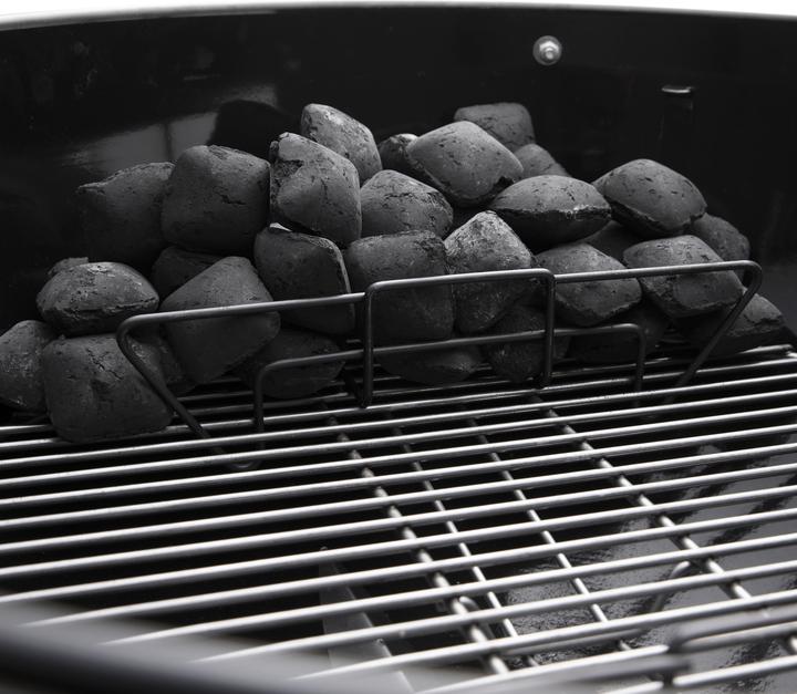 Actual product image Weber Barbecue Charcoal Master Touch E