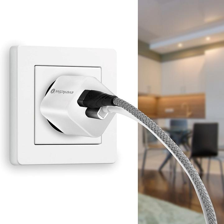 Produktbild Everactive USB/USB-C-Ladegerät QC3.0 30 W GaN-Technologie Weiss (30 W, 2 Ports)