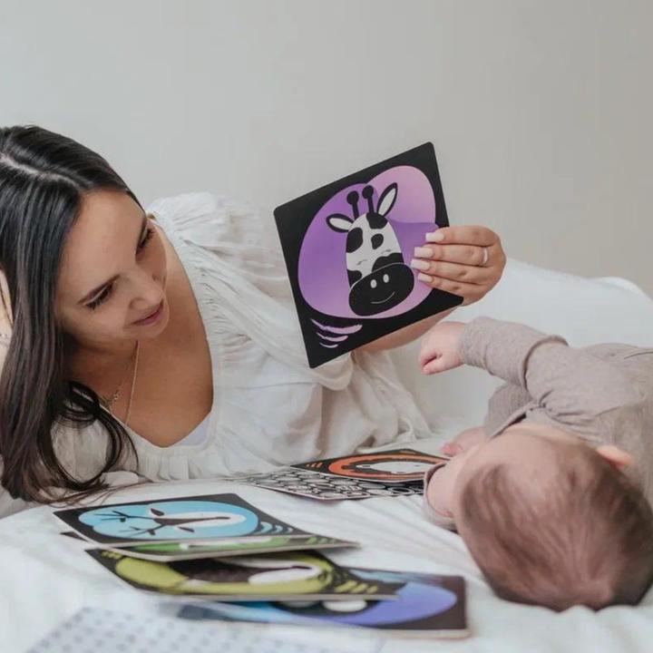 Produktbild DoerKids Tummy Time Bodenspiegel + Baby Lernkarten (Deutsch, Französisch, Italienisch, Englisch)