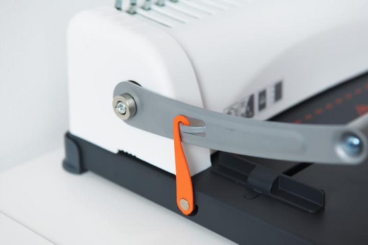 Image du produit Peach Star Binder Pro (Reliure en plastique)
