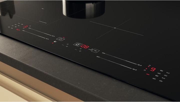 Actual product image Whirlpool Glass ceramic induction hob - WL S2177 CPNE (77 cm, Glass ceramic hob, Induction hob)