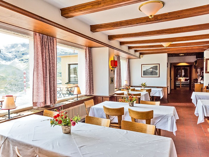 Produktbild Smartbox 1 Übernachtung mit Gourmet-Abendessen im Kanton Graubünden (2 Pers.)