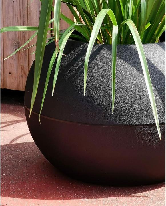 Actual product image Riviera Flower pot black plastic round Bold Ø 50 cm
