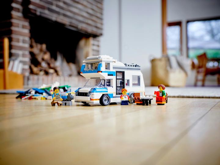 Produktbild LEGO Campingurlaub (31108, LEGO Creator 3-in-1)