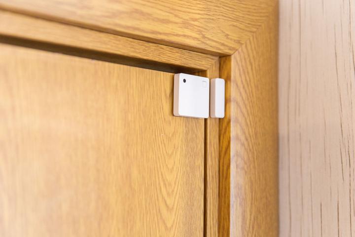 Actual product image Shelly BLU Door/Window Brown