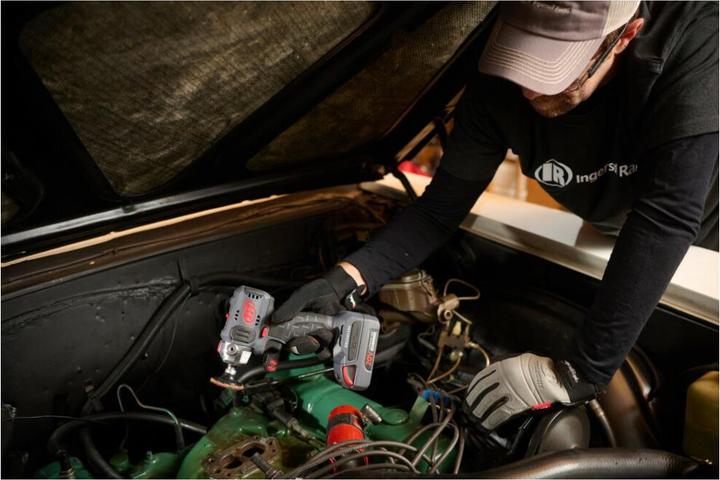 Produktbild Ingersoll 1892 Ingersoll Rand Akku-Schleif-/Poliermaschine G4621 20V mit Akkus und Ladegerät (G4621-K22-EU)