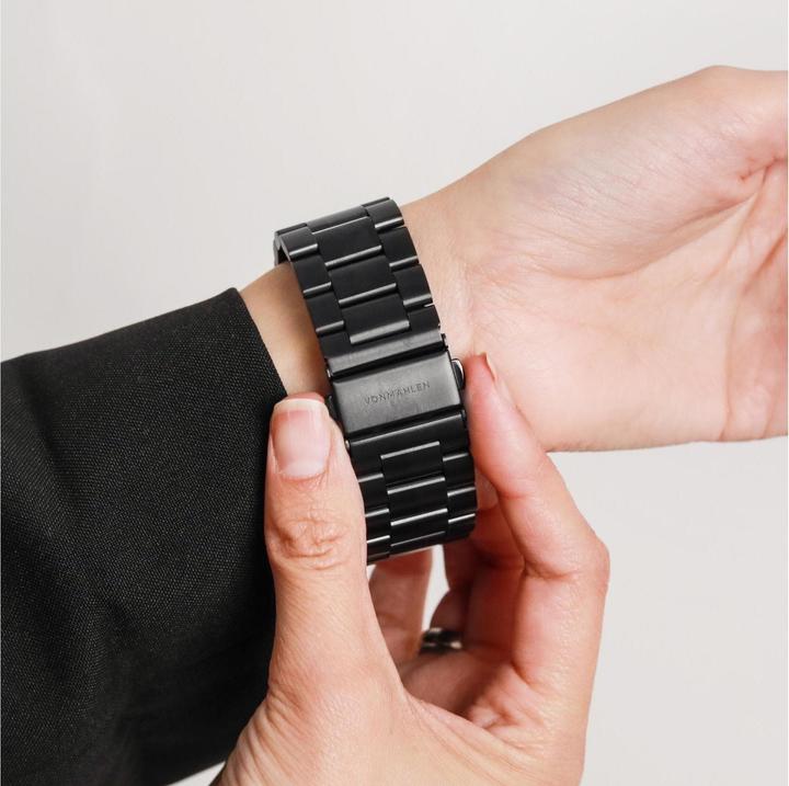 Actual product image Vonmählen Link Bracelet 2 schwarz 44 / 45 / 46 / 49 mm (44 mm, 316L stainless steel)