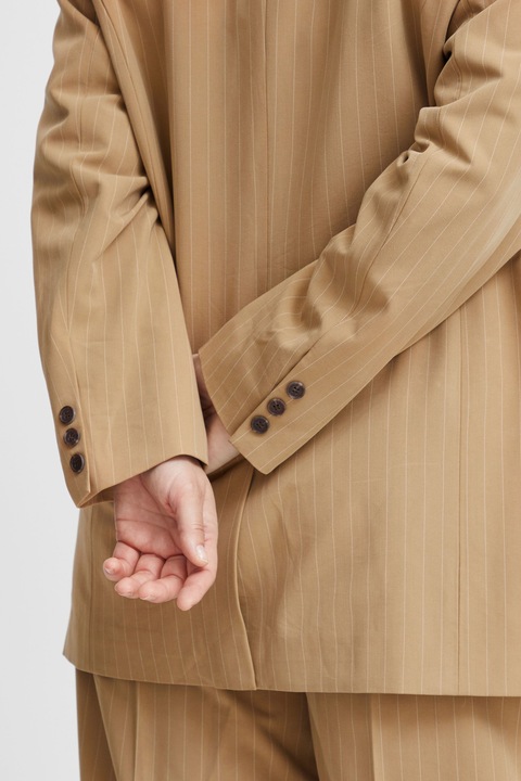 Actual product image Fransa Plus Size Selection - FPCALLIE BLA 1 - Blazer - 20612485 (52)