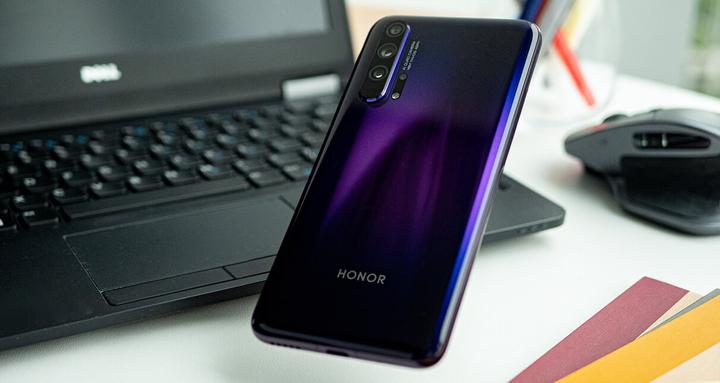 Produktbild Honor 20 Pro (256 GB, Phantom Black, 6.26", Dual SIM, 4G)