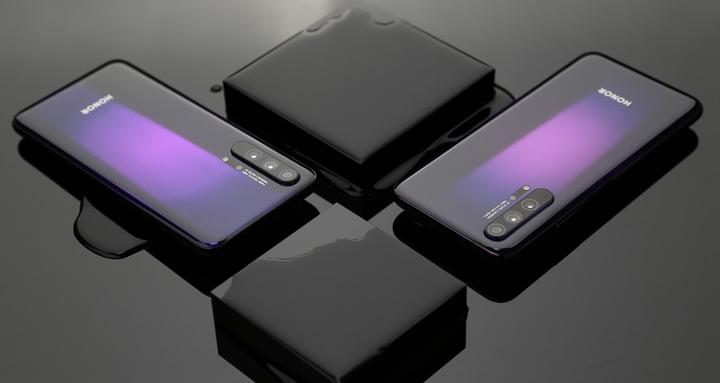 Produktbild Honor 20 Pro (256 GB, Phantom Black, 6.26", Dual SIM, 4G)