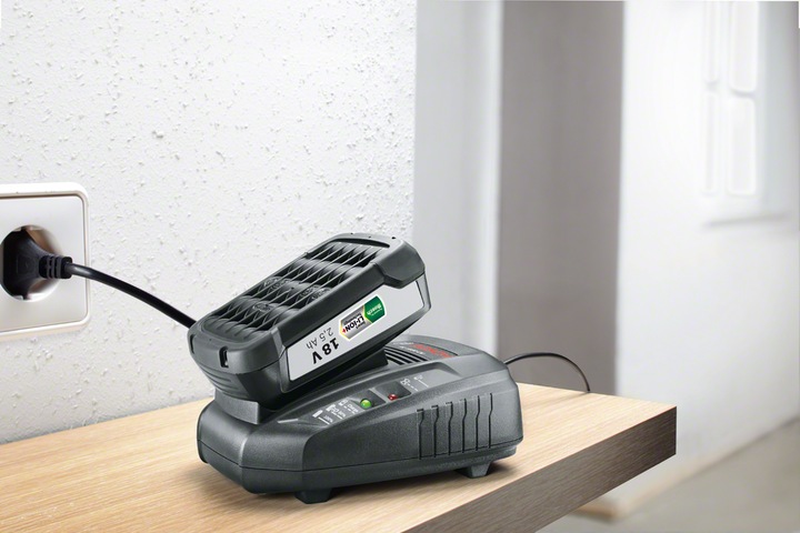 Actual product image Bosch Home & Garden Starter set PBA 18V (2x2.5Ah) + AL 1830 CV (18 V)