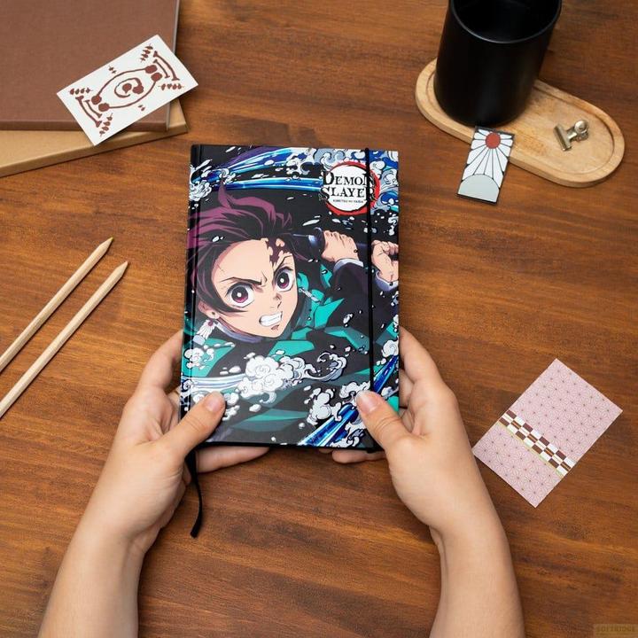 Actual product image Demon Slayer Kimetsu no Yaiba A5 premium notebook (A5)