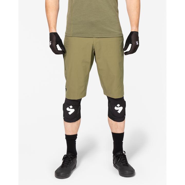 Produktbild Sweet Protection Hunter Slashed Shorts M (M)