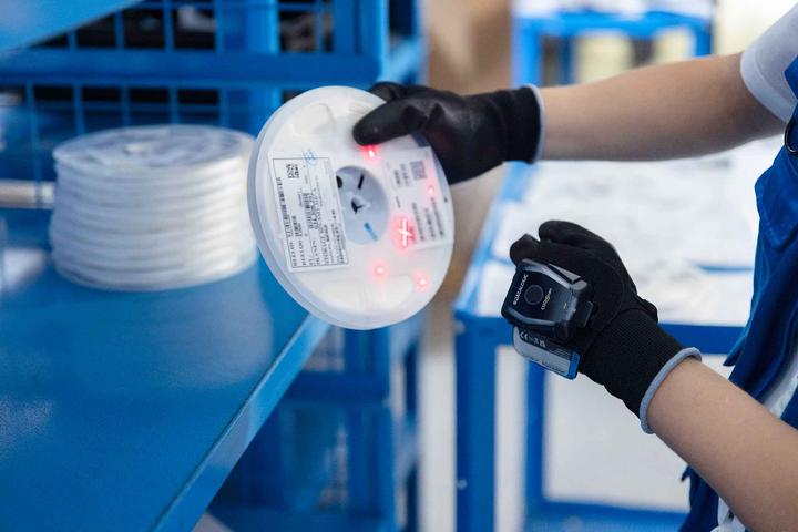 Produktbild Datalogic Handrückenscanner CODIScan Std.Range (HS7600SR) (1D-Barcodes, 2D-Barcodes, QR-Code)