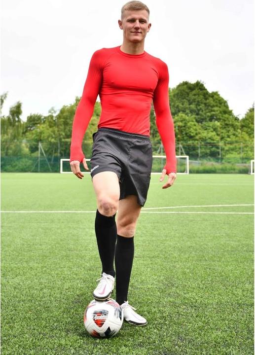 Actual product image Precision Essential Baselayer (S)