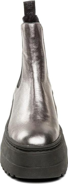 Actual product image Steve Madden black pegasus boots (40)