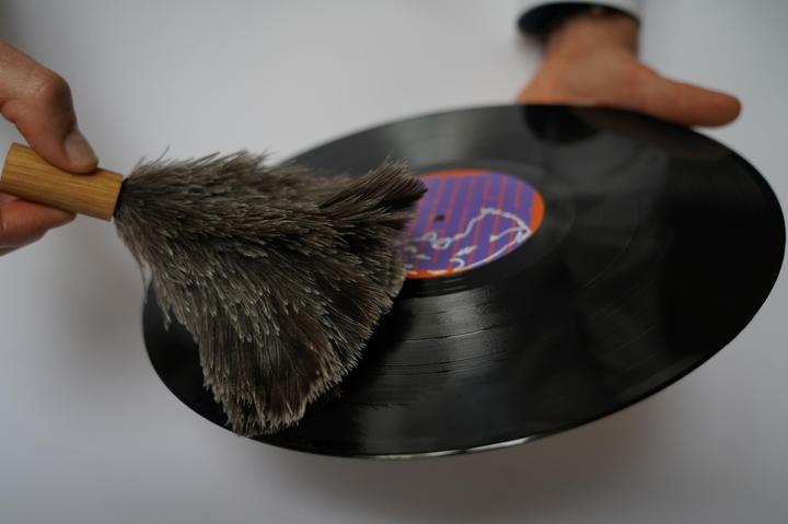 Actual product image Vinyfix Vinyl Duster & Single Adapter (Record player cleaning)