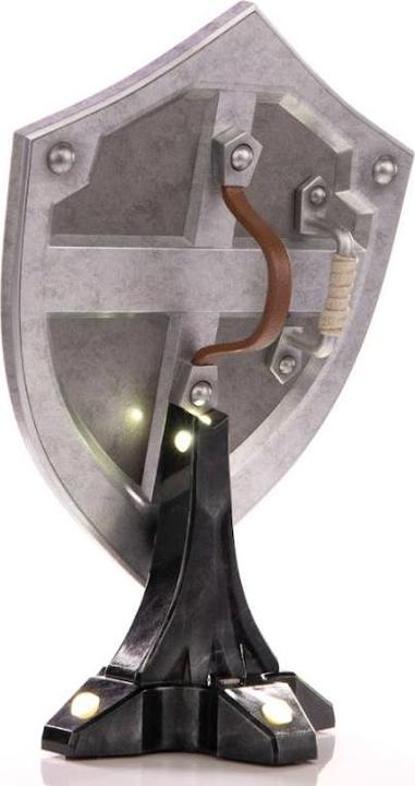 Produktbild First 4 Figures Zelda Breath of the Wild Hylian Shield - Collector Edition