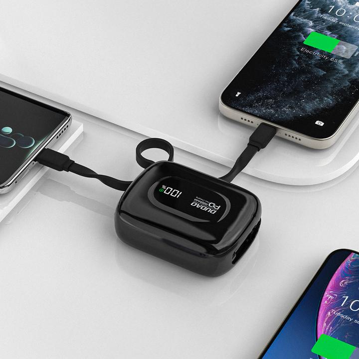 Actual product image Dudao K32 Powerbank 22,5 W 10000 mAh mit integriertem USB-C/ Lightning Kabel - Schwarz (10000 mAh, 22.50 W, 38.50 Wh)