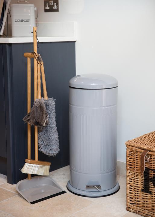 Immagine prodotto Living Nostalgia Set scopa e paletta (1 pz.)