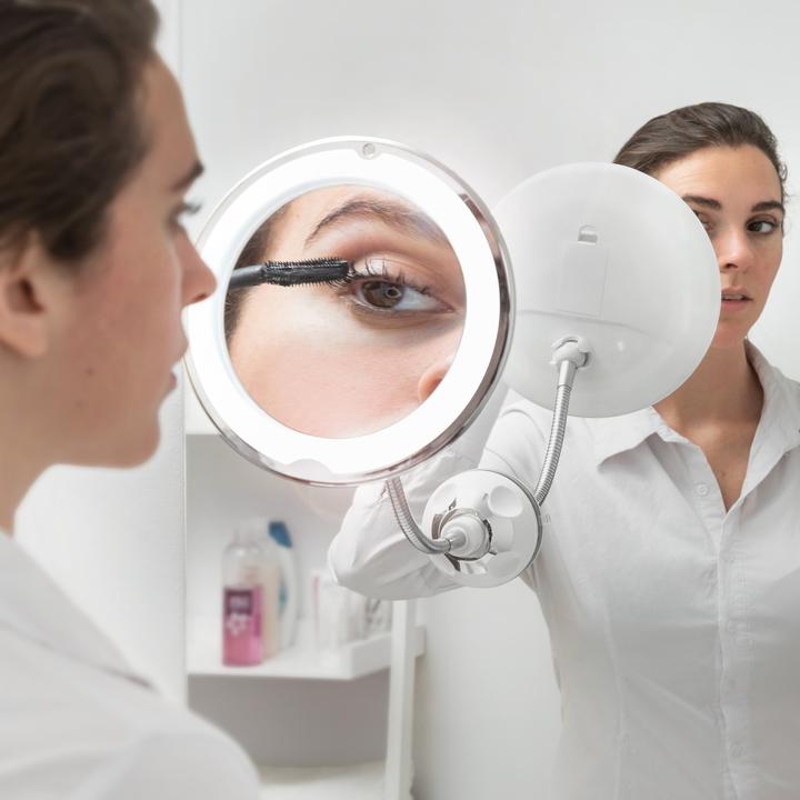 Immagine prodotto InnovaGoods Specchio per il trucco con ingrandimento e LED (Ø 20 cm)