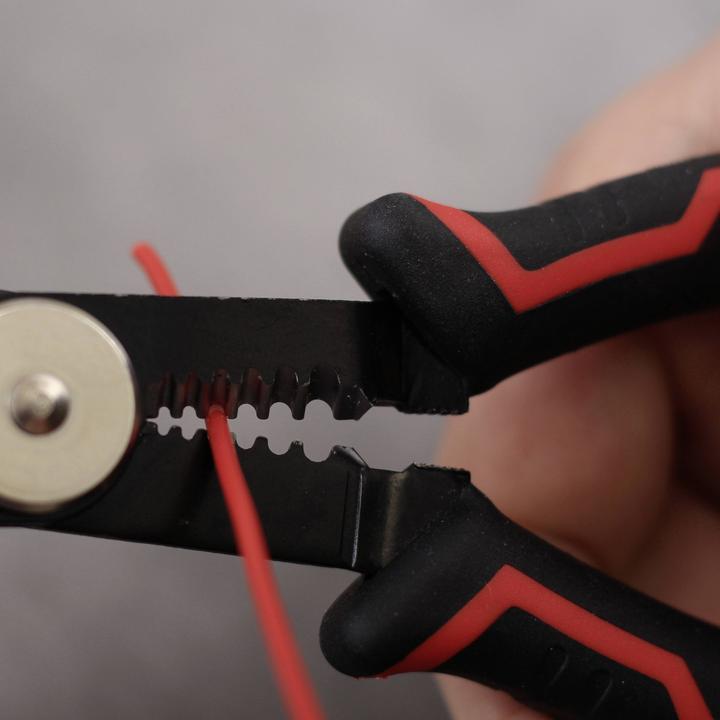 Produktbild Quadrios 23T032 23T032 Abisolier-Seitenschneider