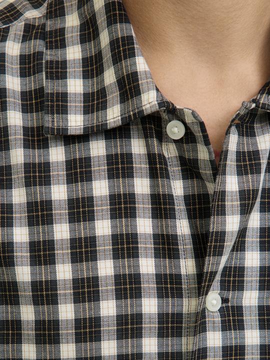 Actual product image Jack & Jones Wide Fit Hemd Hemd (L)