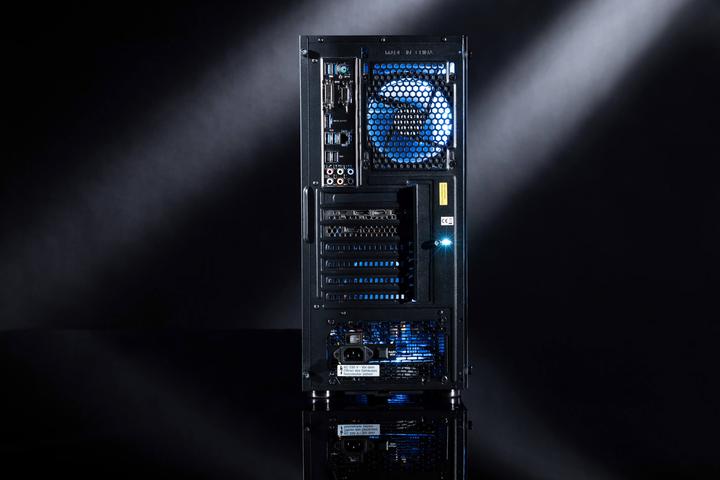 Produktbild Captiva G15IG 19V1 (Intel Core i7-9700, 16 GB, 240 GB, GeForce RTX 2070 Super)