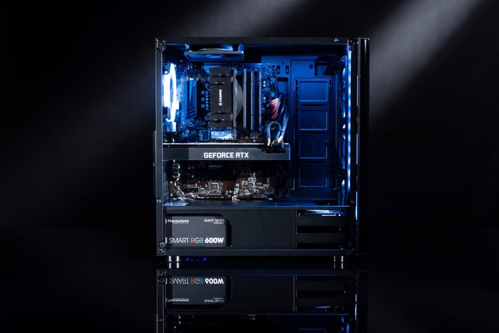 Produktbild Captiva G15IG 19V2 (Intel Core i5-9400F, 16 GB, 240 GB, GeForce RTX 2080 Super)