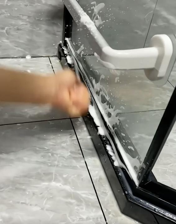 Actual product image Starlyf Crevice Cleaner