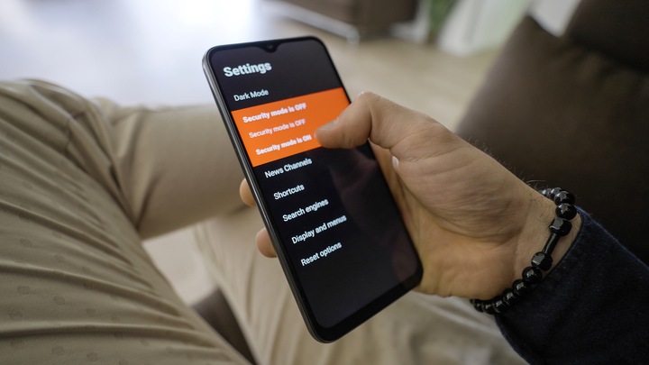 Produktbild Volla Phone 22 Ubuntu DE (128 GB, White, 6.30", Dual SIM, 48 Mpx, 4G)