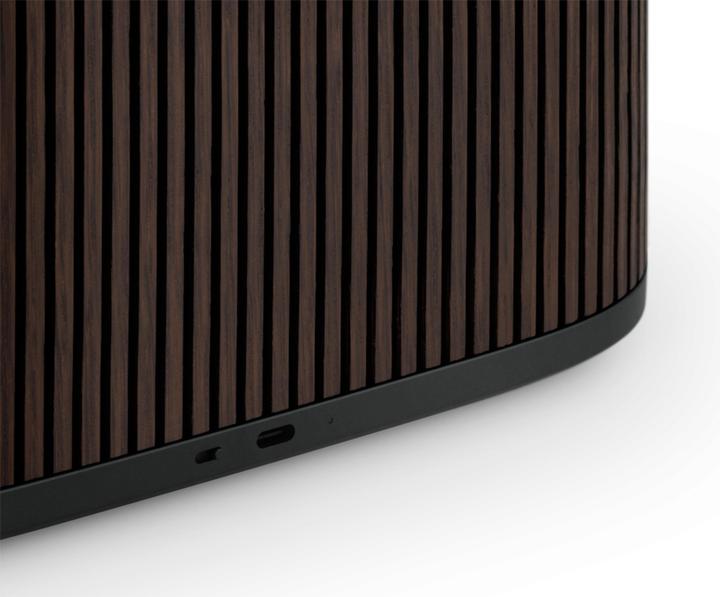 Productafbeelding B&O Beosound A5 Donker Eiken (12 h, Oplaadbare batterij)