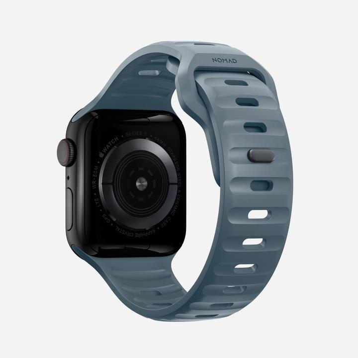 Produktbild Nomad Strap - Sport FKM rubber horlogebandje - Geschikt voor Apple Watch 41/40 mm - Marine Blue (Fluorelastomer)