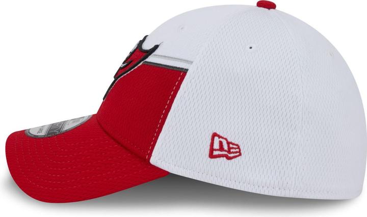 Actual product image New Era 39Thirty Cap - SIDELINE Tampa Bay Buccaneers - L/XL